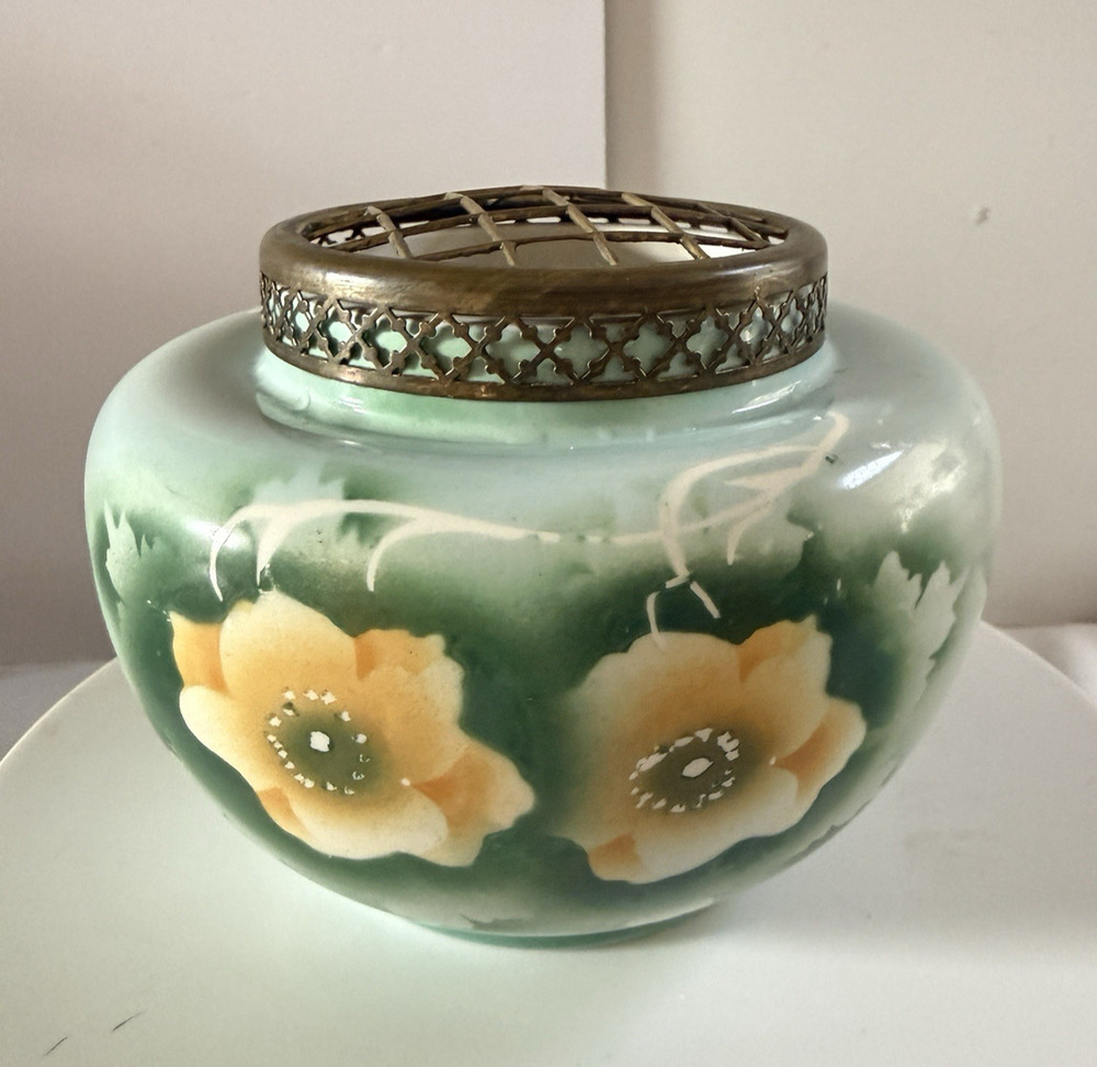 Antique English Fine Porcelain Rose Bowl Vase Wire Mesh Flower Frog Lid England